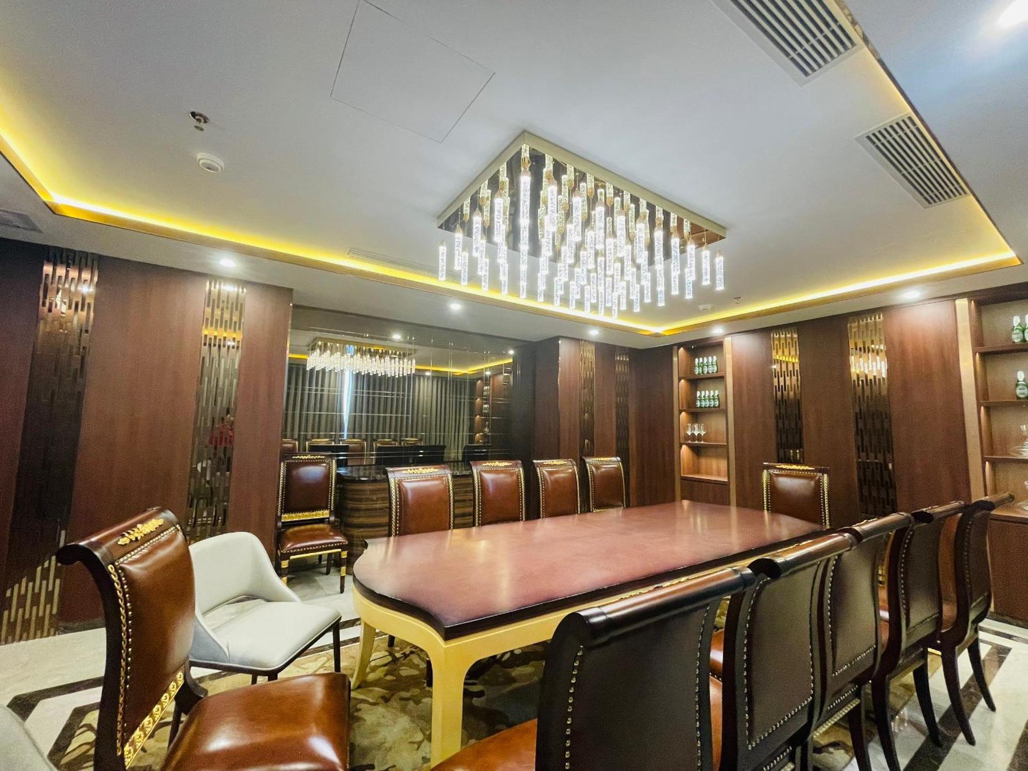 Cua Dong Luxury Hotel Vinh Ngoại thất bức ảnh