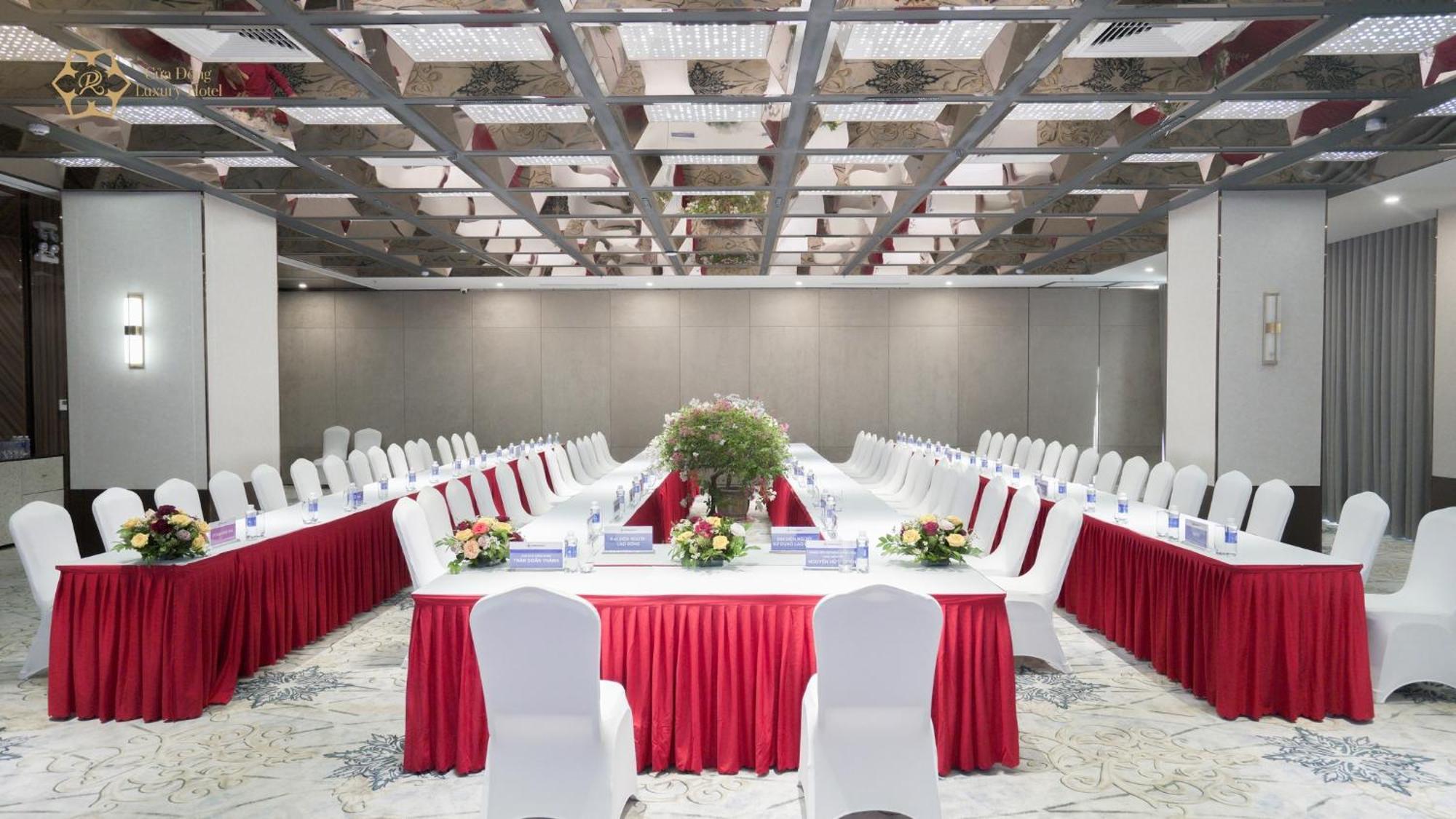 Cua Dong Luxury Hotel Vinh Ngoại thất bức ảnh