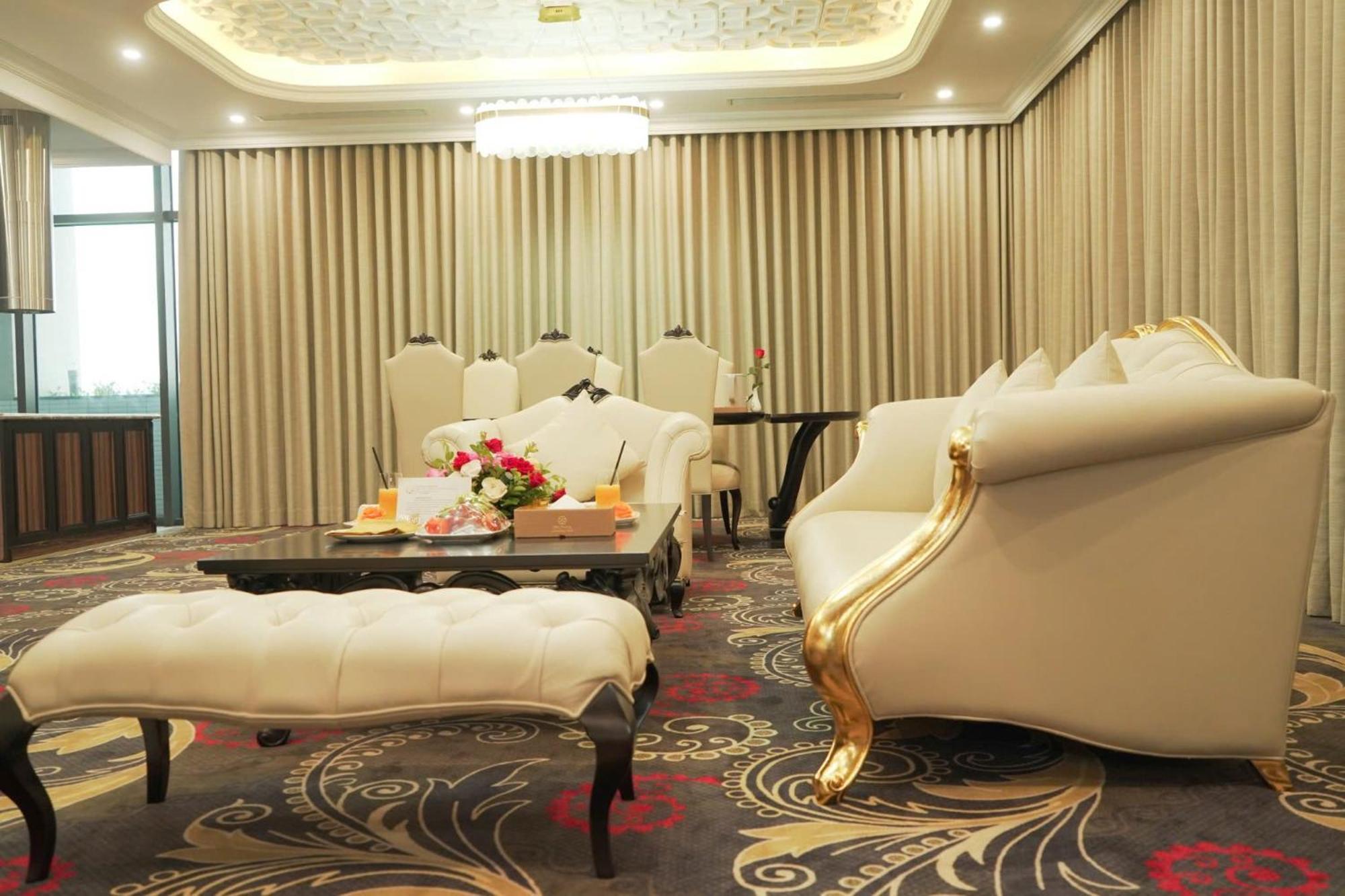 Cua Dong Luxury Hotel Vinh Ngoại thất bức ảnh
